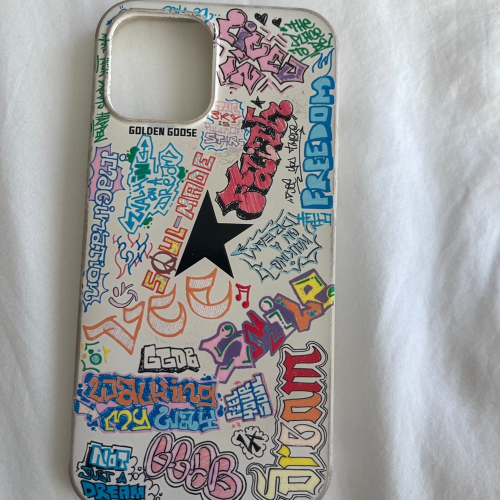 golden goose iphone 12/12 pro max case